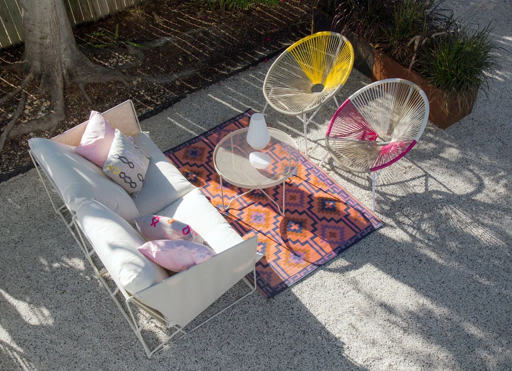 Tropical shared outdoor area at Grevilla